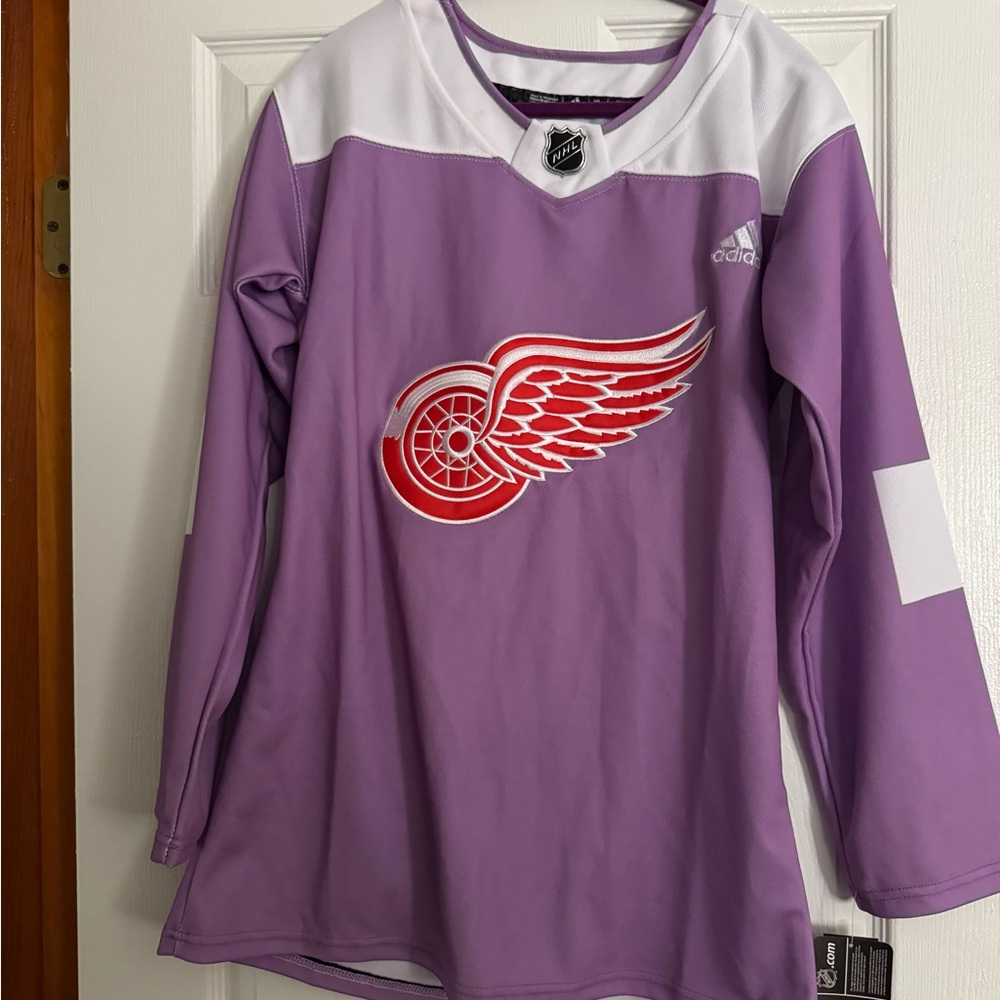 Adidas Detroit Redwings Purple Hockey Jersey (Cancer Awareness)